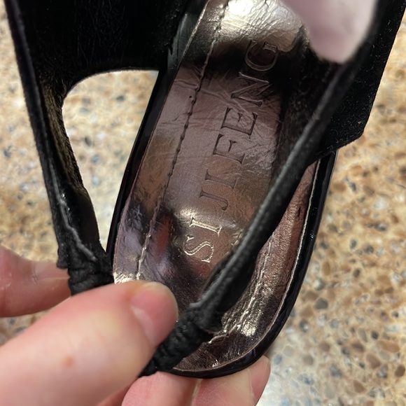 Vintage Evening Shoes for Winter - Picture 10 of 15